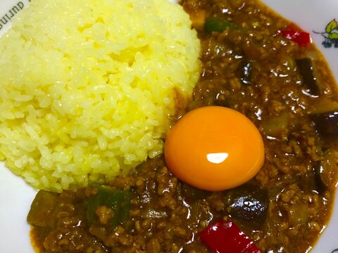 月見キーマカレー！